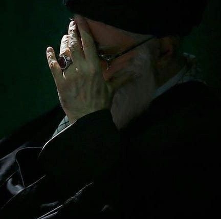 Zuhdi sipas imamit dëshmor Sejid Ali Khamenei (Allahu qoftë i kënaqur me të!)